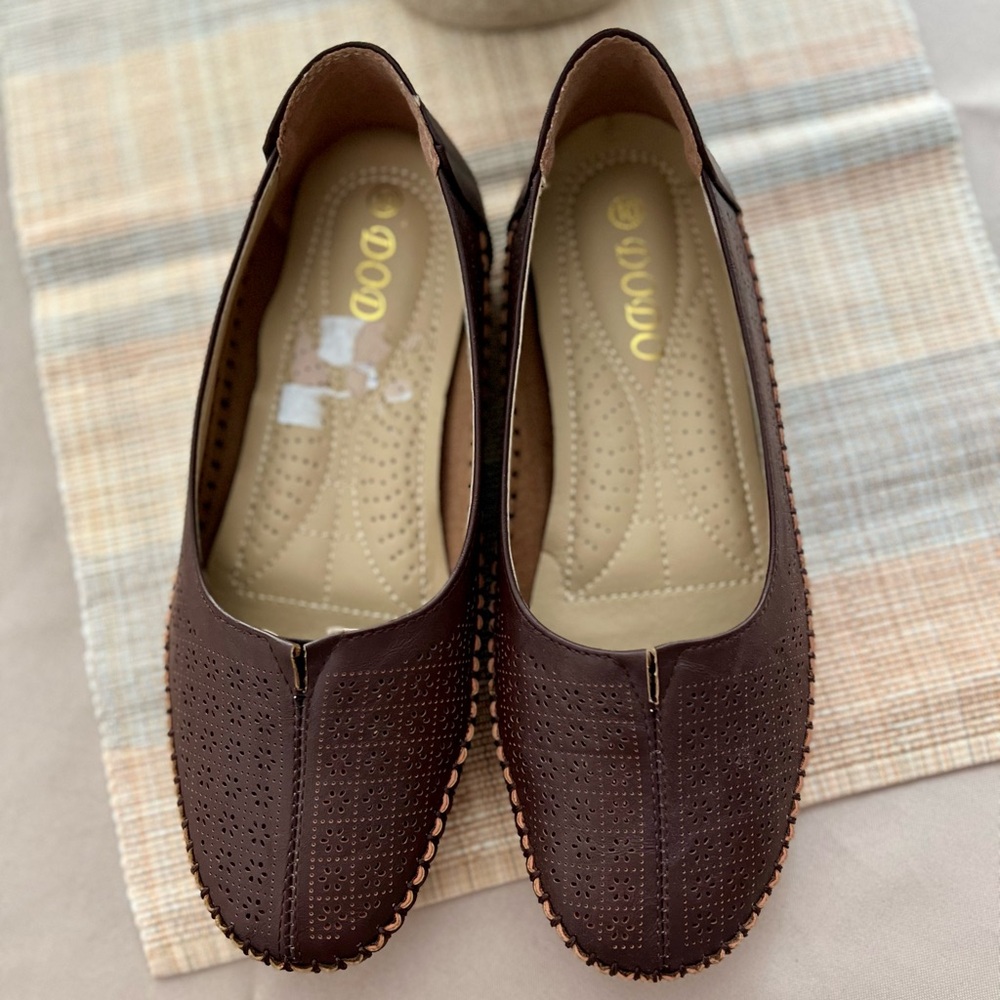 Elegant Brown Perforated Loafers